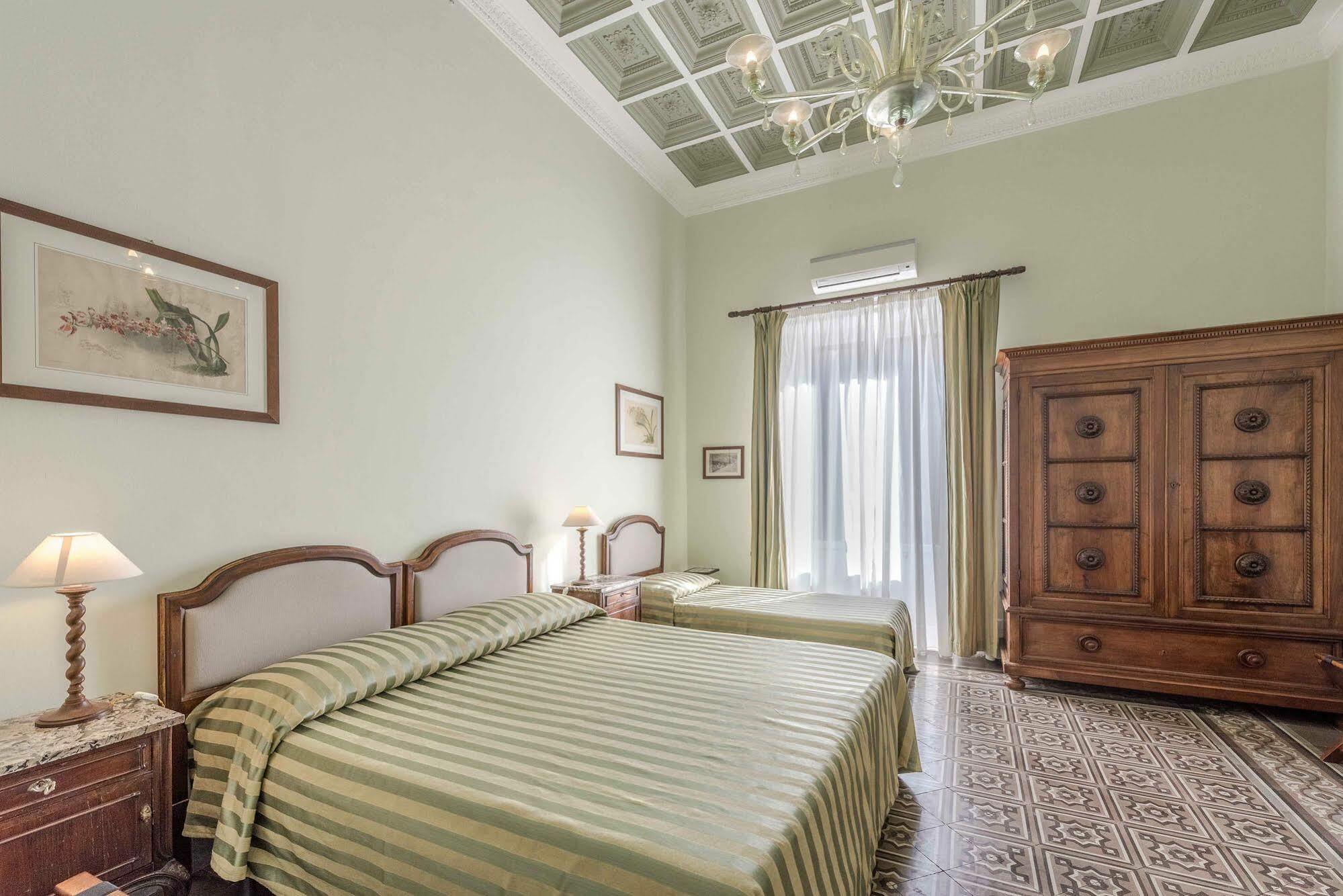 Bed and Breakfast Palazzo Benso Палермо Экстерьер фото